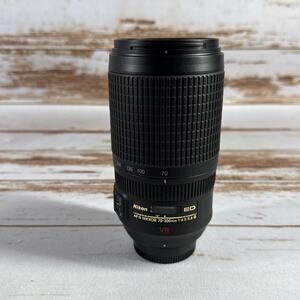 Nikon AF-S VR Zoom-Nikkor 70-300mm f/4.5-5.6G IF-ED Lens | Clean & Tested